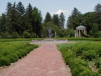 Path to the Angel Fountain